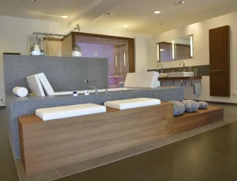 Bad der Badausstellung von Lodewick.